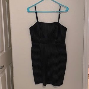 NEVER WORN forever 21 black pinstripe dress